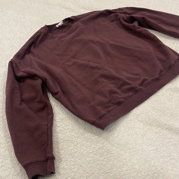 H&M - Oversized Pullover Sweater - Plum (size large) - Picture 2 of 10